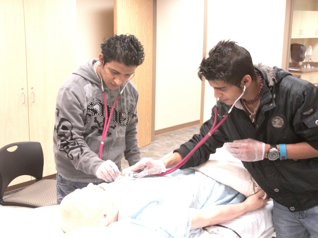 patient simulation high schoolers