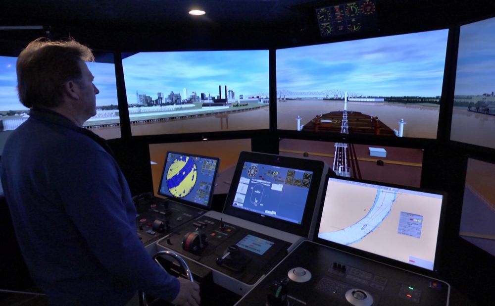 Maritime Pilots Simulate To Train Docking World’s Largest Vessels