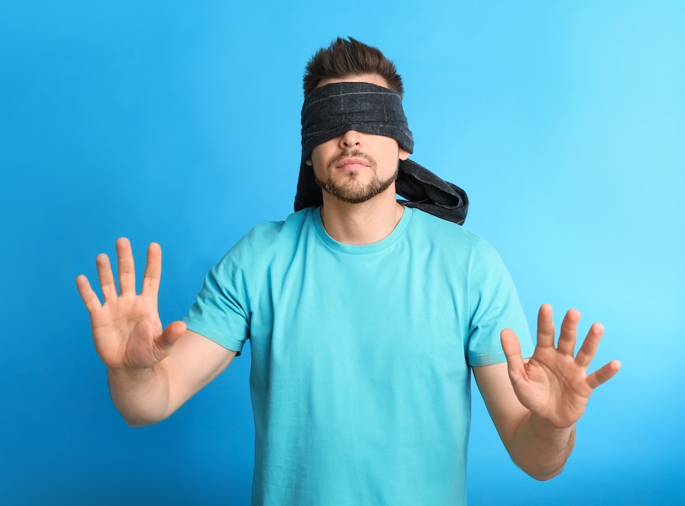 Blindfolded Medical Simulation Training Improves Team Leader Resuscitation Performance