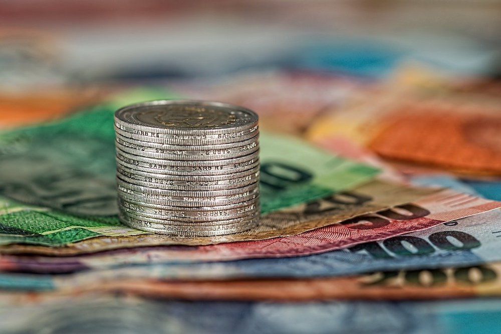 How Much Should Sim Techs Earn?