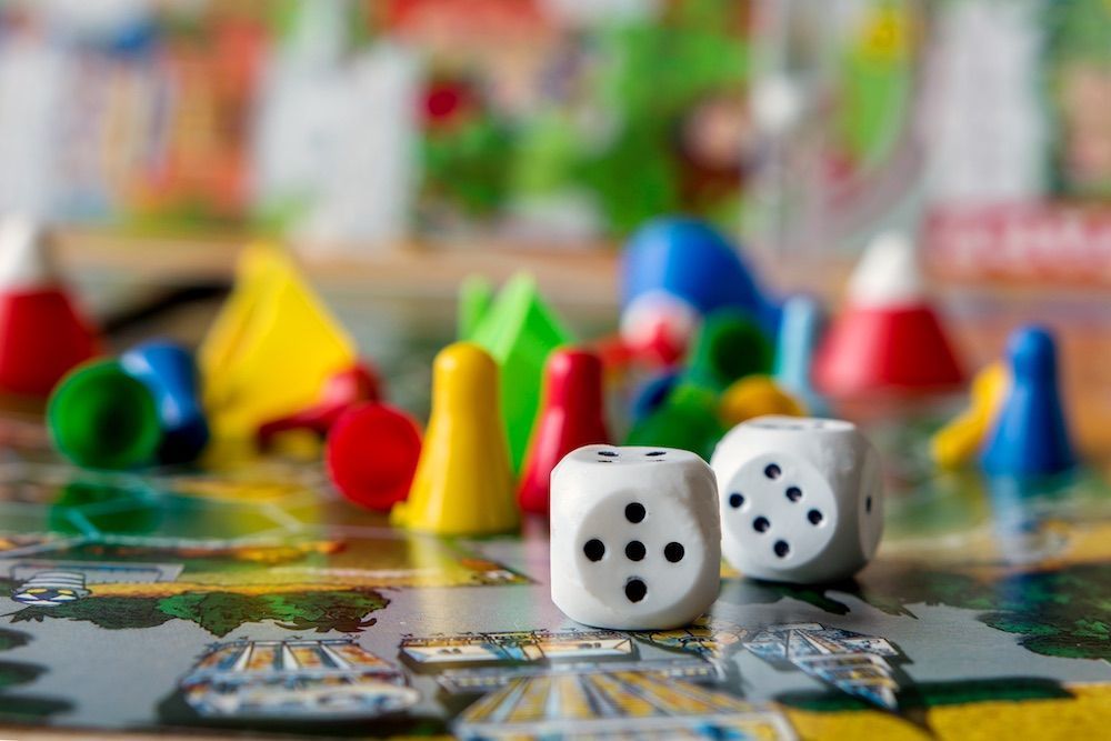 How to Use Table-top Simulation Games as Part of Simulation-based Education
