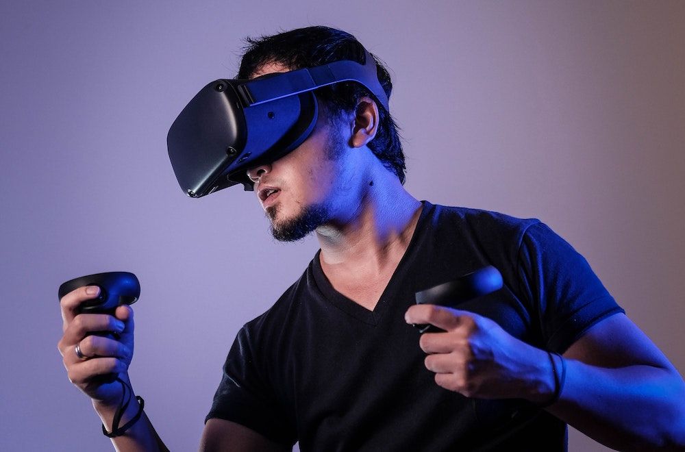 using-ai-augmented-reality-&-mixed-reality-to-enhance-clinical-training-experiences
